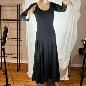 DANCE 💃🏻 PRACTICE DRESS IN BLACK WITH LACE PANELS & SLEEVES 🤩😍
